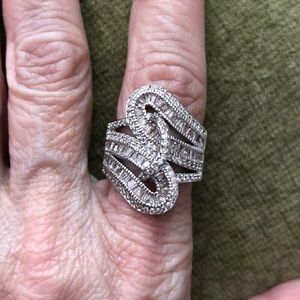 NWOT STERLING SILVER CZ RING, 7
